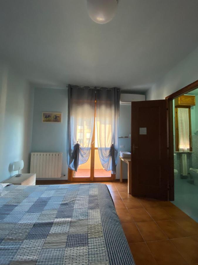 Da Debby Hotel Pisa Bagian luar foto