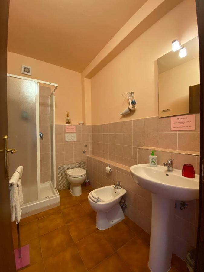 Da Debby Hotel Pisa Bagian luar foto