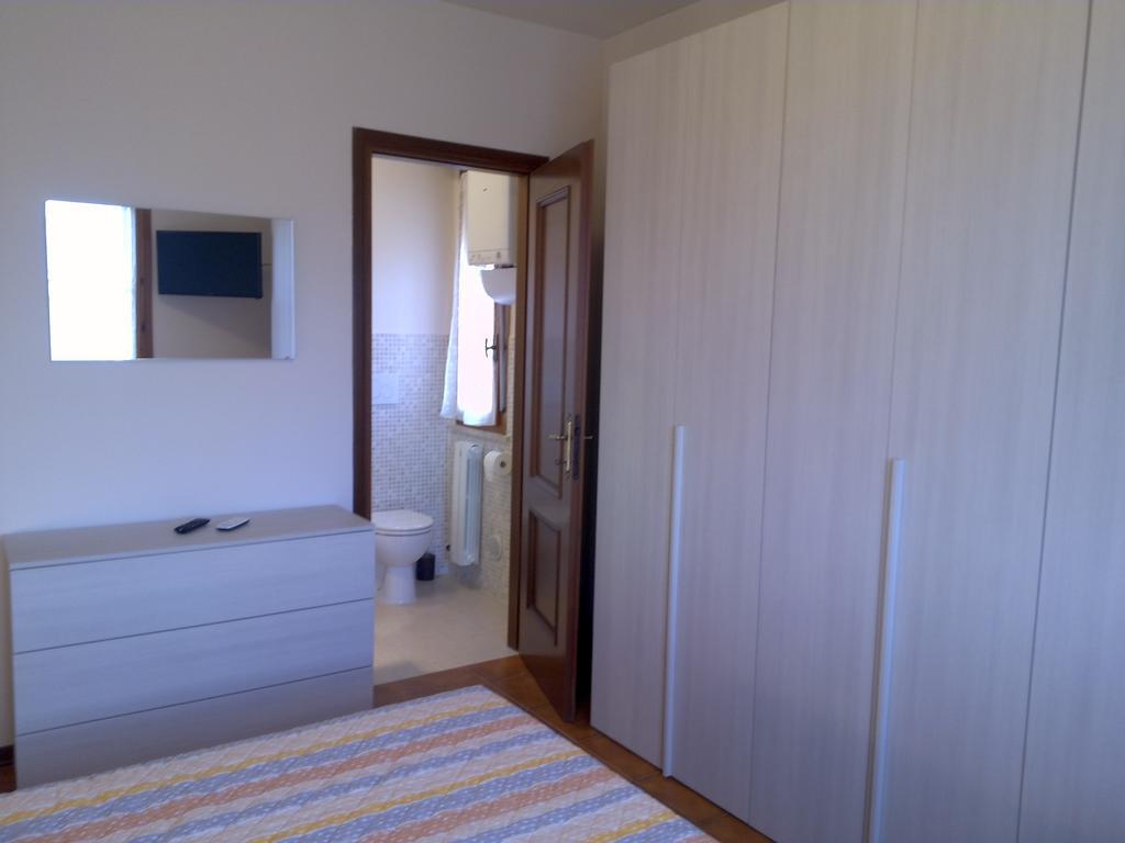 Da Debby Hotel Pisa Bagian luar foto