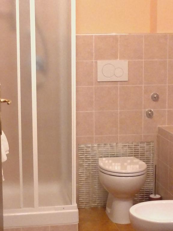 Da Debby Hotel Pisa Bagian luar foto